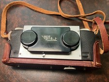 vintage Stereo Realist 35mm film camera with case