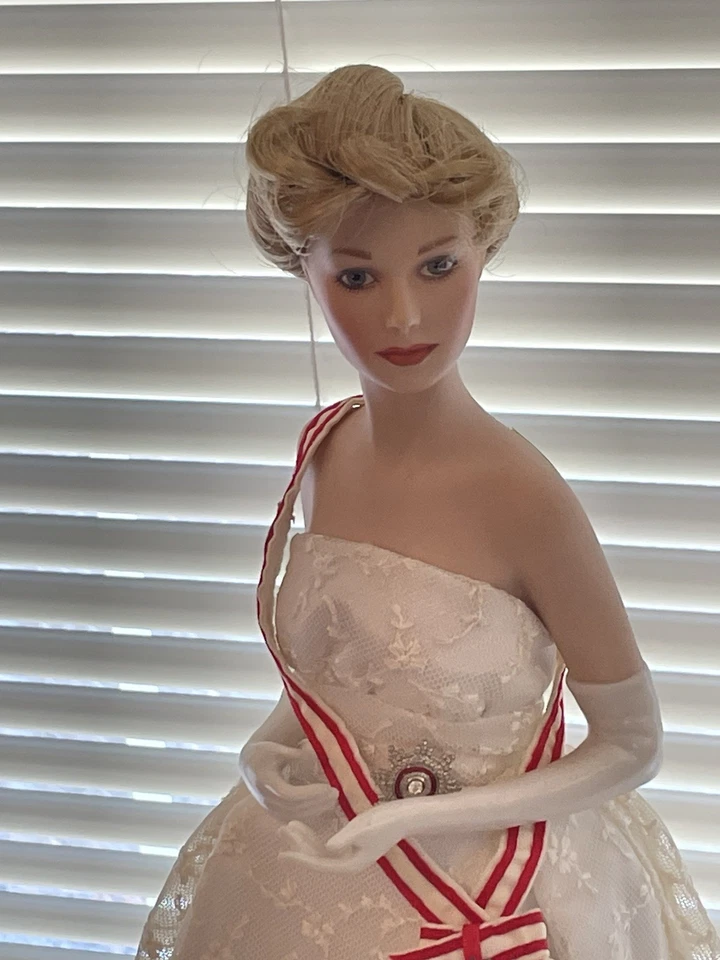 Muñeca retrato Franklin Mint reliquia princesa Gracia de Mónaco 16" Foto 4 de 4