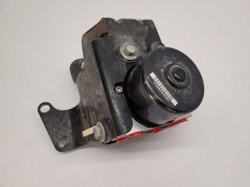 "2014-2016 Chevrolet Impala ABS Brake Pump Module OEM 23208065 Tested Used Unit" Foto 2 de 4