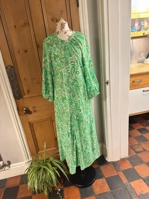 Zara UK Size XS Green Paisley Midi Dress Relaxed Fit Floaty Style - Image 1 of 4