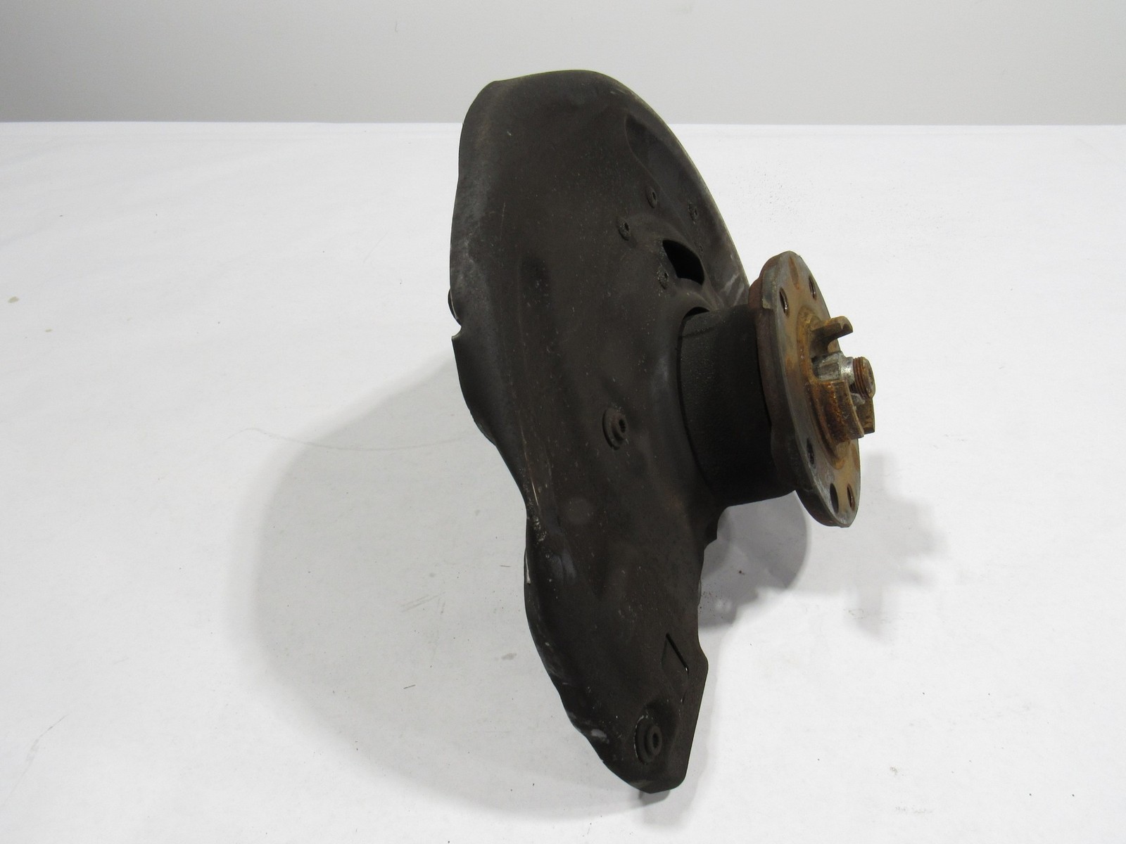 10-20 Bentley Mulsanne 2012 Front Right Passenger Spindle Knuckle Hub Y2