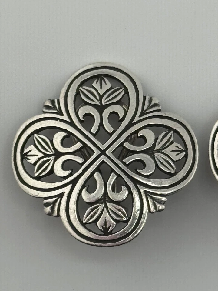 Pendientes de clip Angelina de plata de ley James Avery Foto 2 de 4