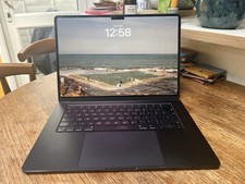 Apple MacBook Air 15-inch M2 2023 8GB *FAULTY SCREEN*