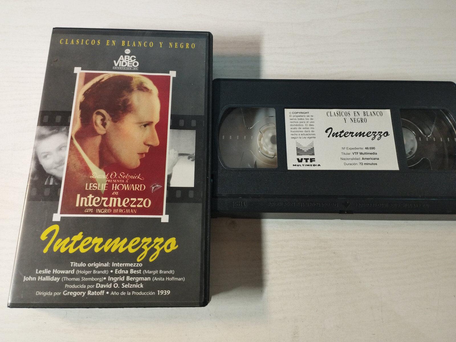 Intermezzo Ingrid Bergman Leslie Howard Gregory Ratoff - VHS Tape Spanish