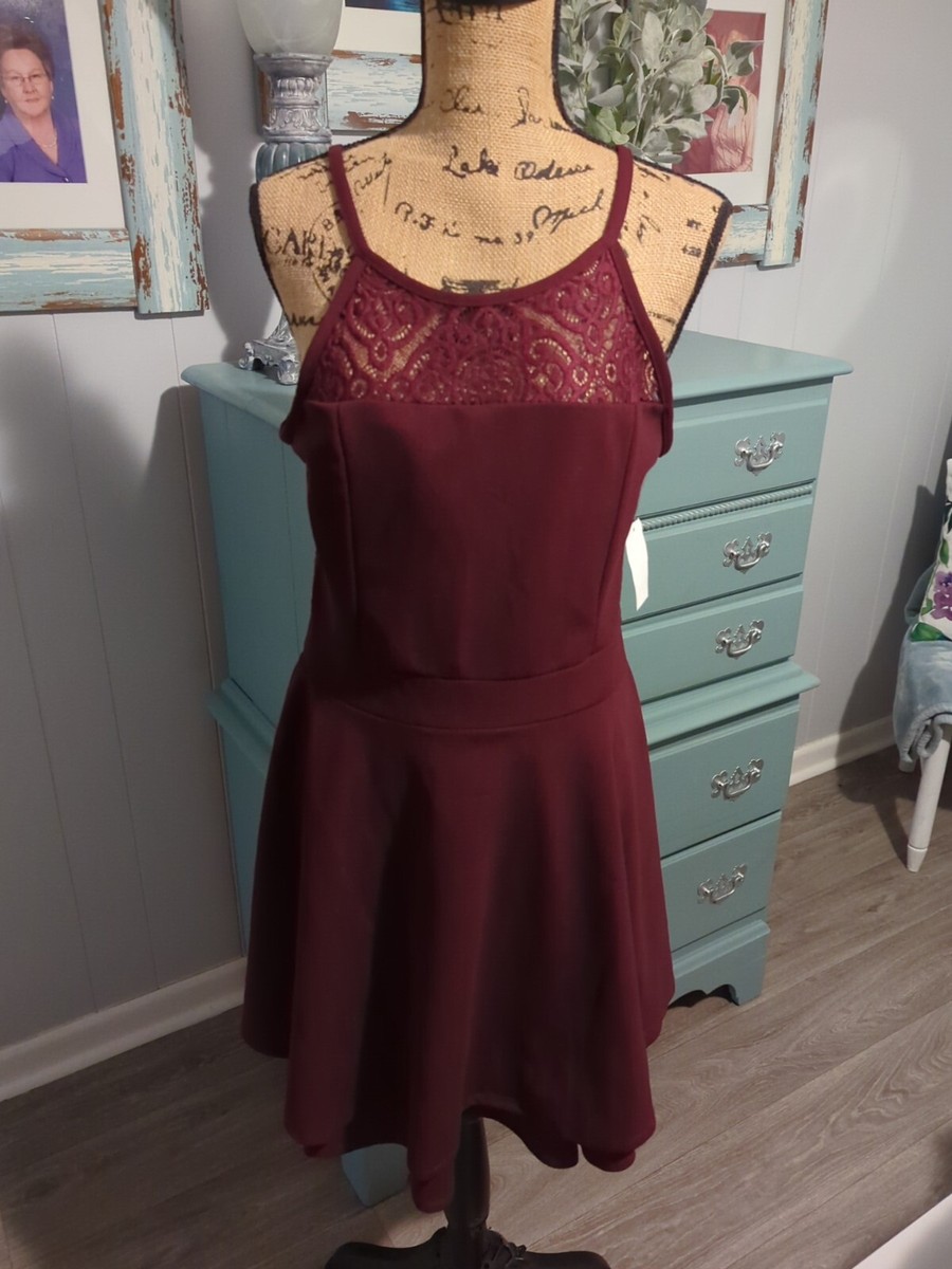 Planet Gold Windsor Wine Junior's Double Layer High Lace Neck Dress