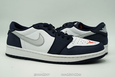 AIR JORDAN 1 RETRO LOW SB USED SIZE 9.5 MIDNIGHT NAVY AIR JORDAN 1 RETRO LOW SB USED SIZE 9.5 MIDNIGHT NAVY