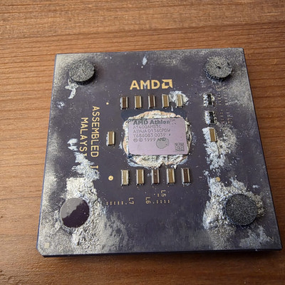 AMD Athlon 1400Mhz - Socket 462 - FSB 266Mhz - A1400AMS3C