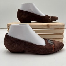 Vintage Frankie and Baby Beverly Feldman Brown Suede Embroidered Flats 7M