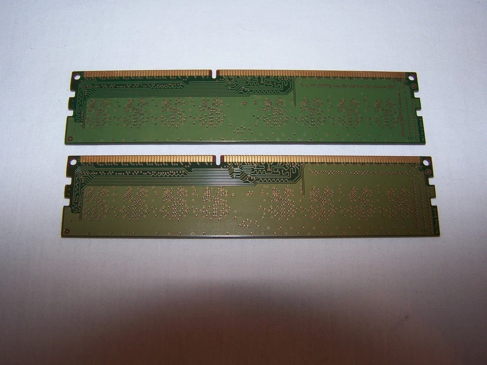 Samsung 4GB (2x2GB) 1Rx8 PC3-10600U DDR2 DESKTOP MEMORY M378B5773DH0-CH9 - Image 3 of 3