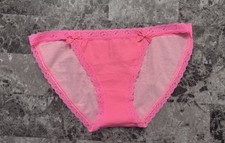 NWT VICTORIA'S SECRET SMALL PINK LACE VS LOGO HEART RARE STRING BIKINI PANTIES