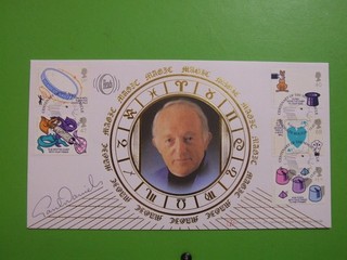 BUCKINGHAM FDC 2005 MAGIC SIGNED TV MAGIAN PAUL DANIELS SEE POSTAGE OFFER IN D