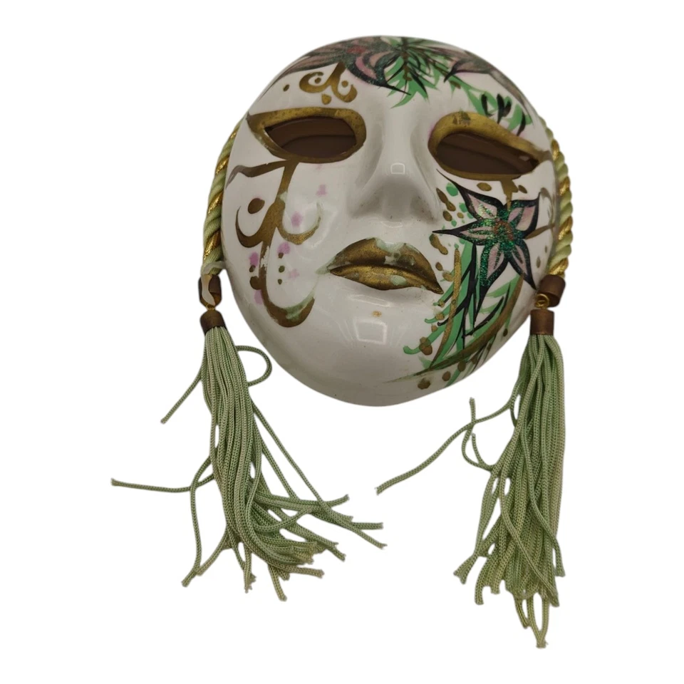 Máscara facial de arte de pared LIS pintada a mano teatro vintage Foto 2 de 4