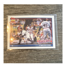 Topps 1991 Base Set #170 Carlton Fisk Chicago White Sox MLB Baseball Card
