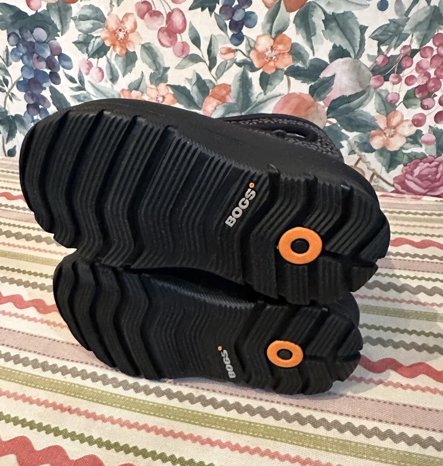 NUEVAS Botas de Lluvia Impermeables Bogs Niñas Agarre Círculo Talla US 8 Púrpura Multi Foto 4 de 4