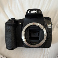 Canon EOS 70D Digital SLR Camera Body Black 20.2MP 3in HDMI USB