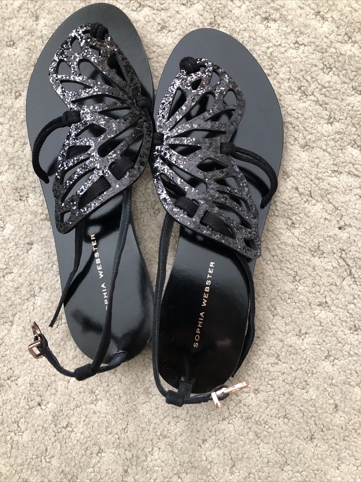 Sandalia plana Sophia Webster talla 38 para mujer negra brillante mariposa venta al por menor $375 Foto 2 de 4