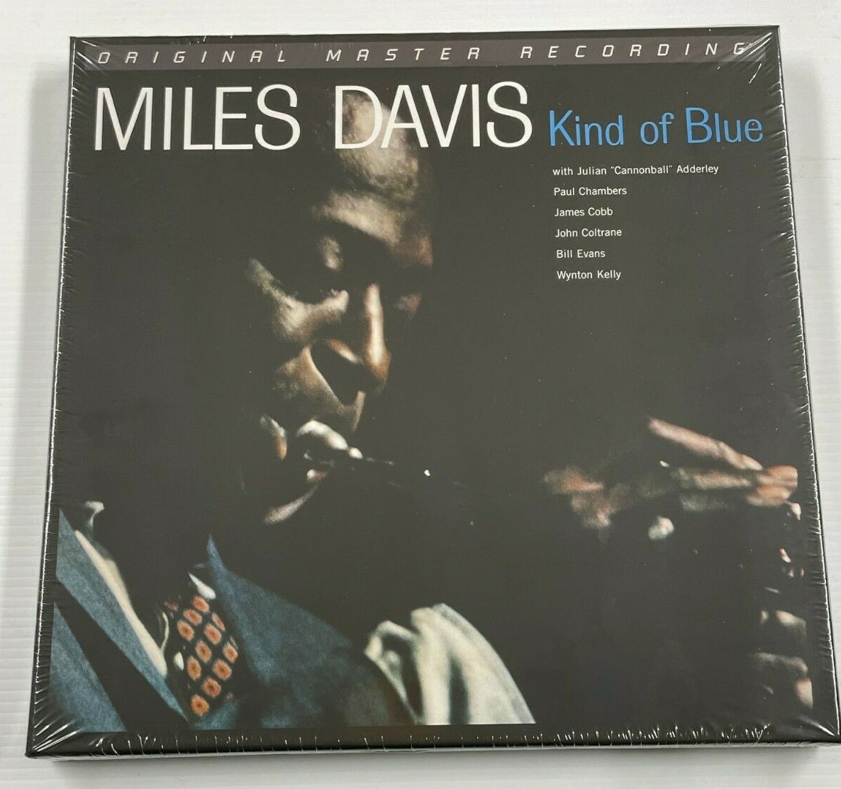 MILES DAVIS 　Kind of Blue 　LP jazz Miles Davis Kind Of Blue (180 gram Vinyl) LP – Sony Music Vinyl