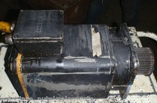 Siemens 1FT5102-0AC01-0-Z Motor _NrE: 8H94 0667 13 008N_ 1FT51020AC010Z