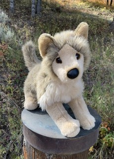 Nice! 2009 Tyson Wolf 1836 Tan Douglas Cuddle Toys 14” Plush Stuffed Animal