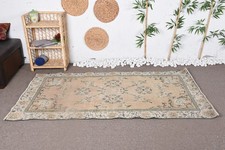 Vintage Turkish Area Rug 3,7x6,8 ft (112x207 ...