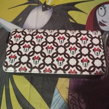 Disney Minnie Mouse Womens Zippered Deluxe Wallet 8 Inch