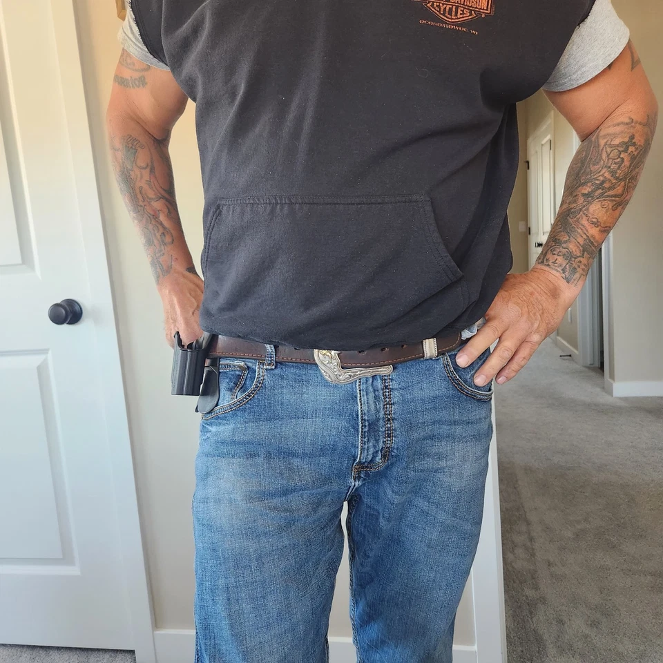 Черная кобура Springfield XD Subcompact 9/40 с BodyShield под правую руку - Изображение 4 из 4