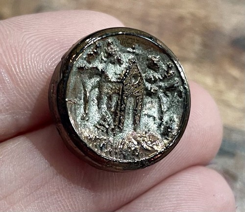 VTG Antique Victorian 3/4” Black Glass Picture Button Church / House Trees F28 - Picture 2 of 5