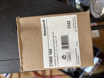 Honeywell C7400S 1000 SylkBus Temperature/Humidity Sensor
