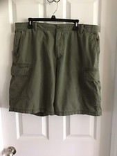 Izod Mens Cargo Shorts Olive Army Green Flat Front Flap Pockets 100 Cotton 40
