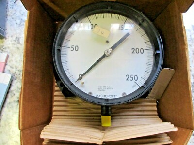 NEW ASHCROFT DURAGAUGE SIZE 6 1/4 NPT 0-250 PSI 60 1379SS 02L
