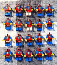 Lego Medieval Castle Lion Knight / Black Falcon Lot of 20 Minifgures 