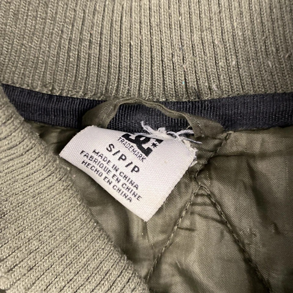 DC Shoe Co. Quilted Puffer Jacket Men's Small Dusty Olive Embroidered Logo *read - Image 2 of 4