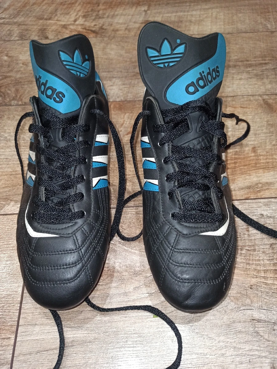 Football boots hotsell 9.5