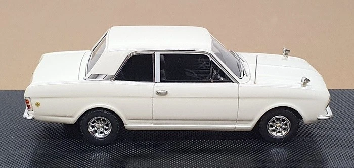 Modelos British Heritage escala 1/43 EXC 1a - 1970 Ford Cortina MK2 Lotus S2 blanco Foto 3 de 4