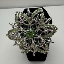 Silver Tone Green Round Rhinestone Flower Starburst Brooch Pin, Metal
