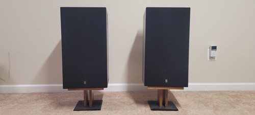 Yamaha NS-500 Speakers (Pair). Tested, Both Work Great.