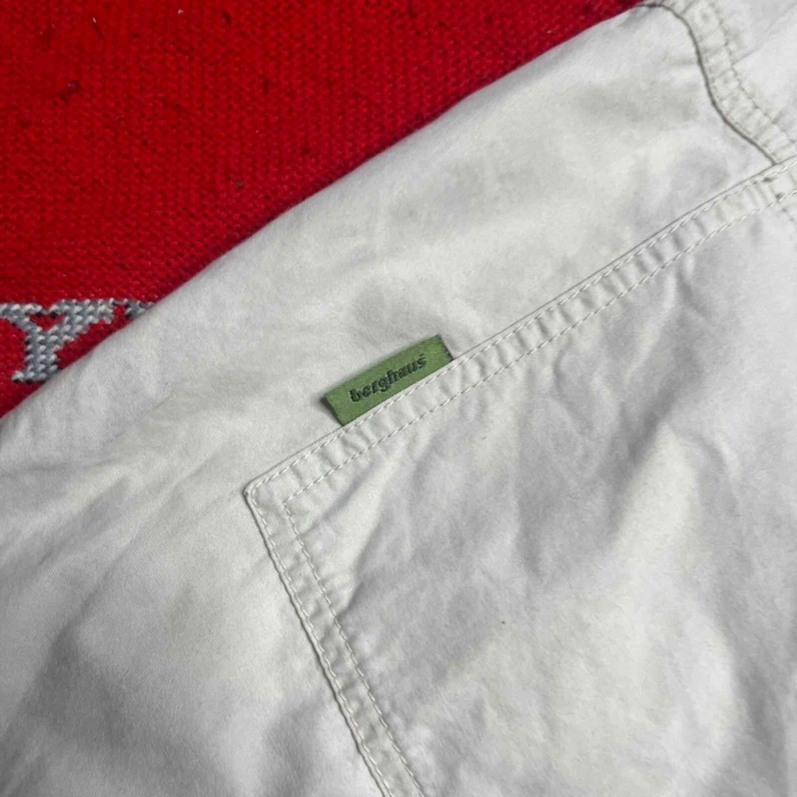 Berghaus Men’s White Lightweight Walking/Outdoors Trousers | 36W 30L image 5