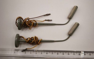 2x Märklin 7280 H0 Straßenleuchte / Peitschenleuchte   Vintage   Ungeprüft