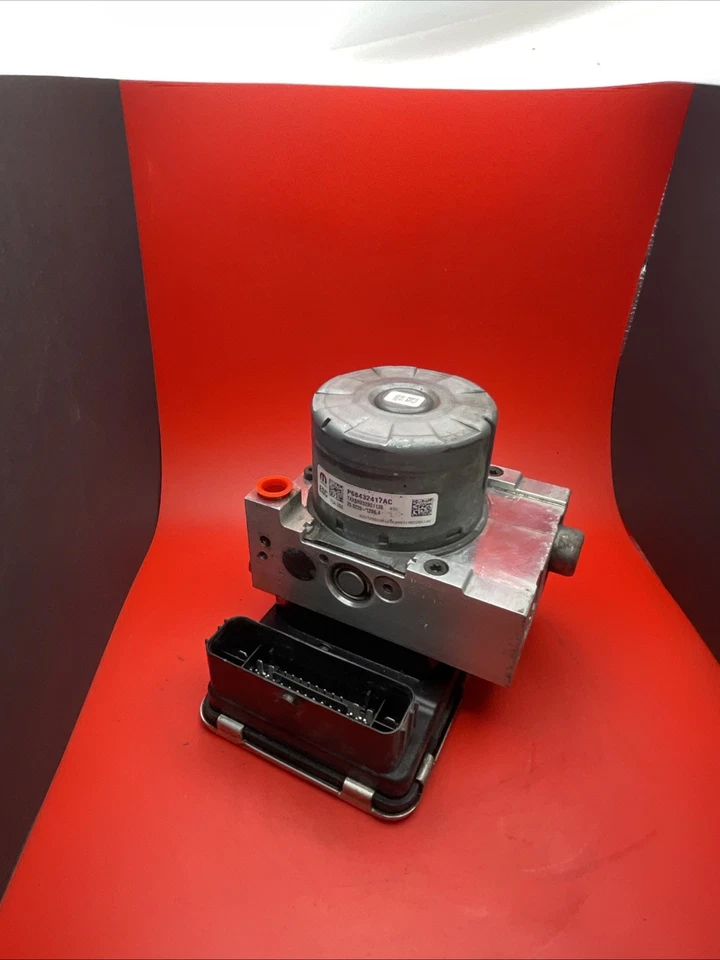 Módulo de control de bomba ABS Dodge Ram 1500 BGMO8 Foto 3 de 4