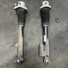 Suspension Shocks Off A Land Rover Discovery Sport 2021