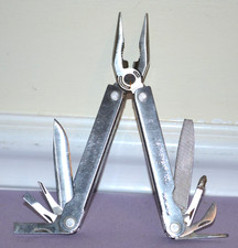 Vintage Genuine Leatherman Tool Multi Tool Pocket Survival Tool USA Made---Good