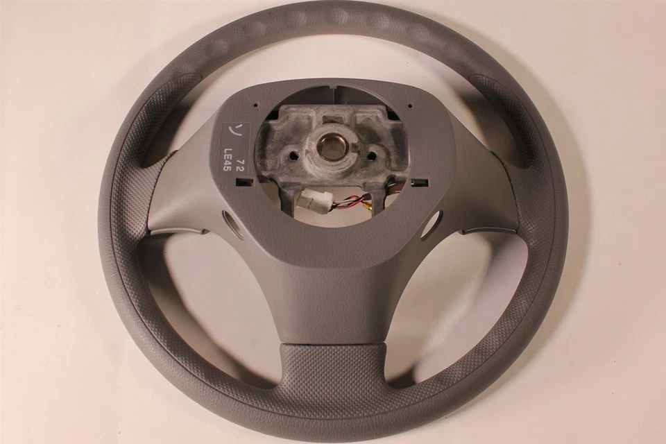 04-06 Volante Mazda MPV LE4532980B72 con audio deportivo gris medio uretano OEM Foto 3 de 4