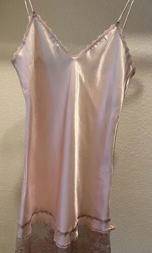 Lady Cameo Dallas Satin Nightgown Rose Pink W/Rose