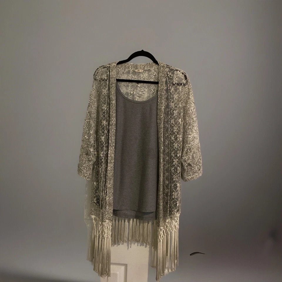 Cárdigan Hollister Kimono Talla M/L Crochet Abierto Boho Flecos Cubierta Envoltura Foto 3 de 4