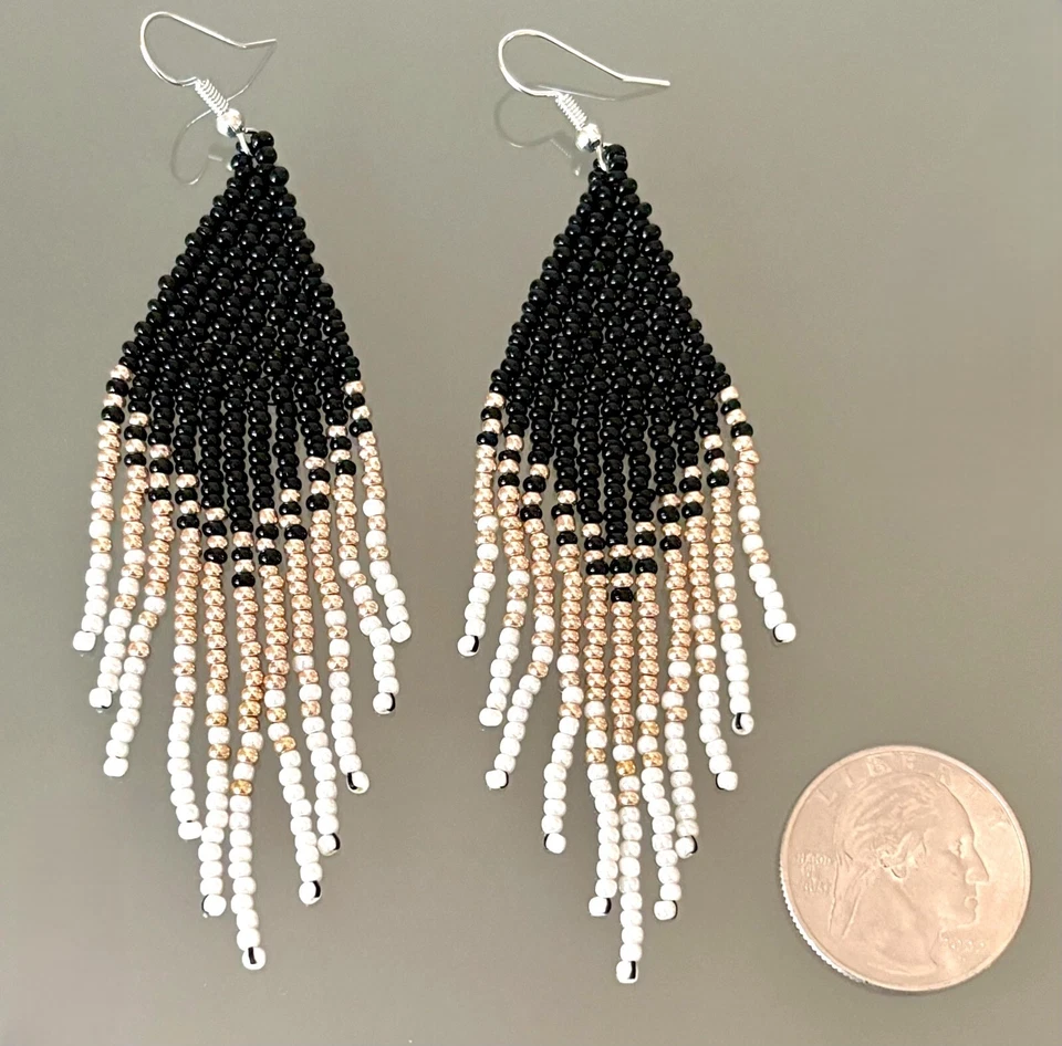 Pendientes colgantes con borla araña blanca cobre negro cuentas semilla artesanales nuevos Foto 4 de 4