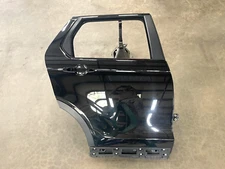 ⭐2015-2019 LAND ROVER DISCOVERY SPORT REAR RIGHT RH DOOR PANEL SHELL OEM LOT2605