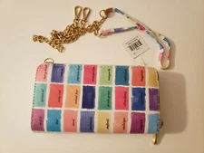 TRAVEL BEACH AMUSEMENT PARK SHOPPING CROSSBODY WALLET  LEATHER NWT SECURE SAFE