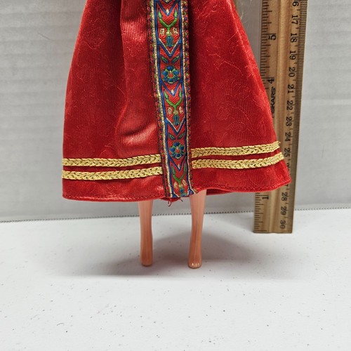 RUSSIAN BARBIE - Russia Dolls of the World #16500 Collector Ed - Vintage 1996 - Picture 5 of 8