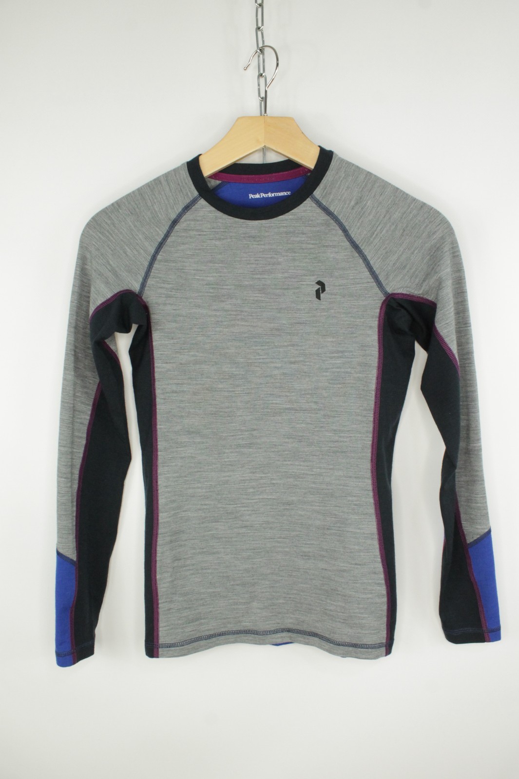 x2 Ski Winter Set Peak Performance Magic Baselaye… - image 2