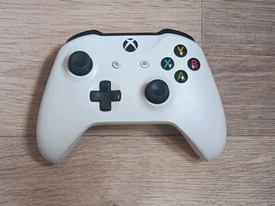 Microsoft Xbox One Wireless Controller - Robot White